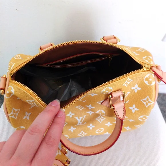 SEND OFFERS LV Yellow Speedy Bag - Picture 4 of 10